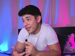 Liam Terrier webcam model stream image