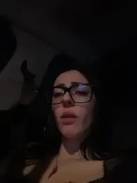 alibi_room webcam stripchat model stream image