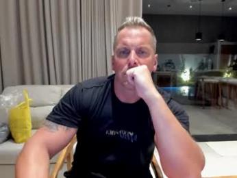 leoboyf4f webcam model stream image