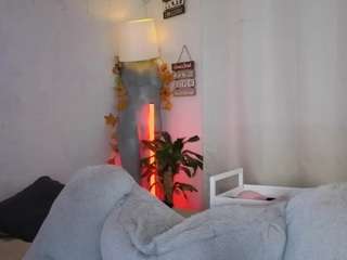 elissecinnamon webcam camsoda model stream image