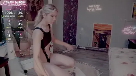 Careful_i_bite webcam model stream image