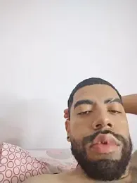 Aroon_Stonne webcam stripchat model stream image