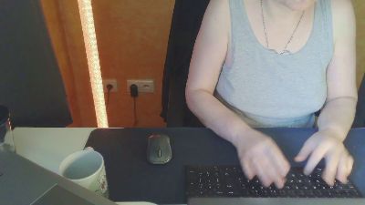 LittlePhoenix webcam cam4 model stream image