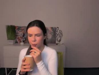 violet_moxi webcam model stream image