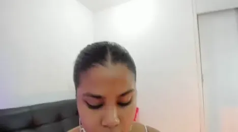 Vidiia webcam model stream image