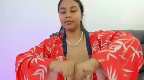 Vidiia webcam model stream image