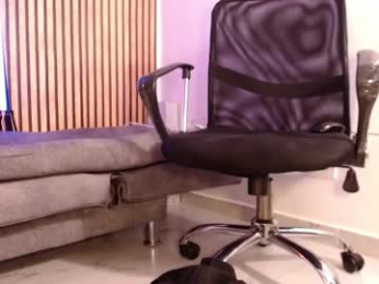 chris_magnum_ webcam model stream image