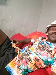 Petrossa webcam model stream image