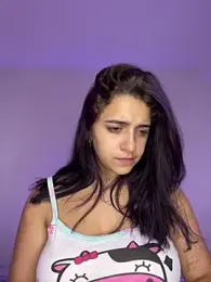 Alice777_ webcam stripchat model stream image