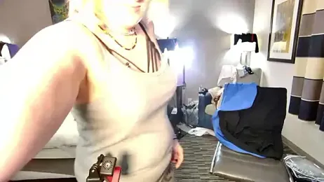 KITTYBOOBOOFUXX webcam model stream image