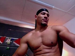 Teddy Fit webcam model stream image