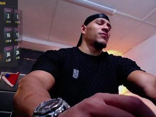 Teddy Fit webcam model stream image