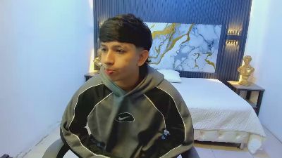 AdrianFranko webcam cam4 model stream image