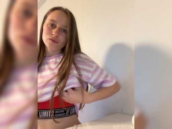 Kisacka webcam model stream image