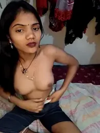 Unique_MomandDaughterrs webcam model stream image