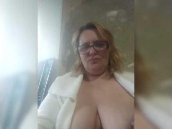 ForestLadyXL webcam bongacams model stream image