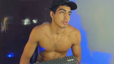 Milo_31 webcam model stream image