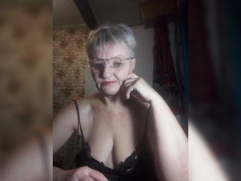 NikaGold45 webcam model stream image