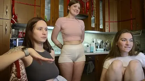 YKwhynot webcam stripchat model stream image