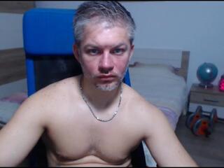 Robby Shaw webcam model stream image