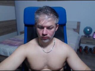 Robby Shaw webcam model stream image