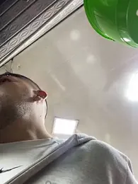 JuanZapata33 webcam model stream image