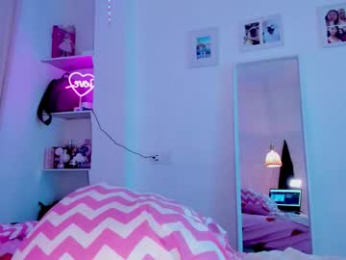 _viioletweekend_ webcam chaturbate model stream image