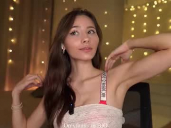 falinecrosthwaite webcam chaturbate model stream image