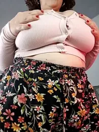 Cherryboobss webcam model stream image