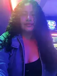 Yaya_watson webcam model stream image