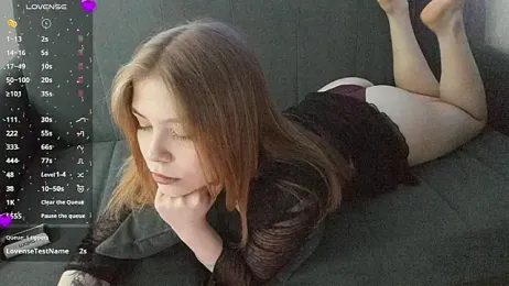 Helenn_Fox webcam model stream image