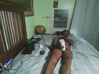 petetyn webcam model stream image