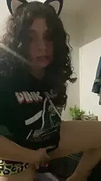 Lucy_YupiSweet webcam model stream image