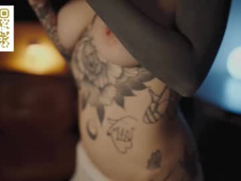 mileeena webcam model stream image