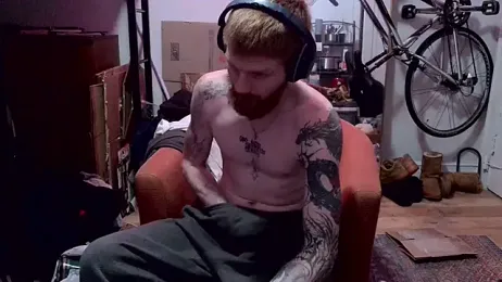 Magnetic127 webcam model stream image