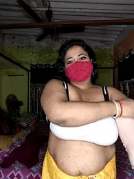 Smile-quien webcam model stream image