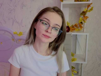 vialeta-baby webcam model stream image