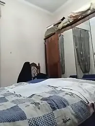 Lucia8600 webcam model stream image