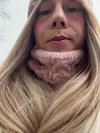 See_my_Boobs_ webcam model stream image