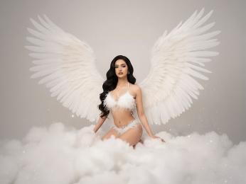 FacundaFox webcam model stream image