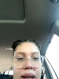 QueenNuttCollector webcam model stream image