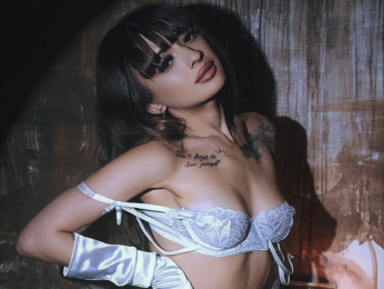 KayaBelle webcam model stream image