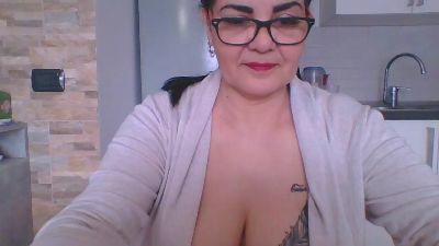 URAGANO_PASION_ webcam cam4 model stream image