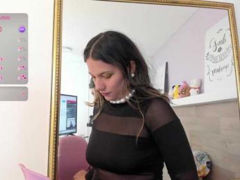 EmmaSanchez1 webcam model stream image