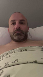 snefru042 webcam model stream image