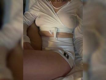 Alisaerorra webcam model stream image