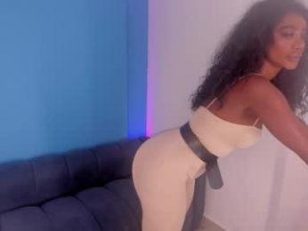 shantallknowless webcam chaturbate model stream image