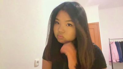 LaritaSuitt webcam model stream image