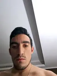 TommyMomentum webcam model stream image