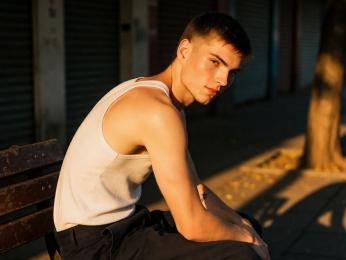 NickVoss webcam model stream image